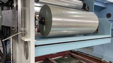 Vacuum Metallizing Equipment Explained: How Thin Metal Coatings Are Applied